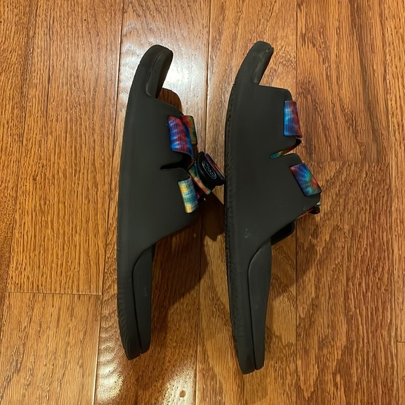 Chaco Tie Dye Women’s size 7 Sandals - Picture 4 of 4